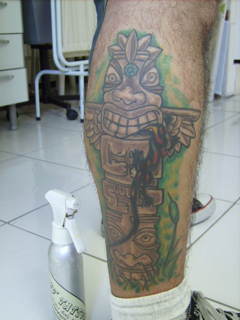 Totem « Momó Tattoo Studio